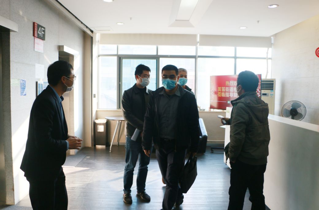 多志成城，携手抗疫 | 筼筜街路主任苏克一行莅临欧宝OB领导复工情况
